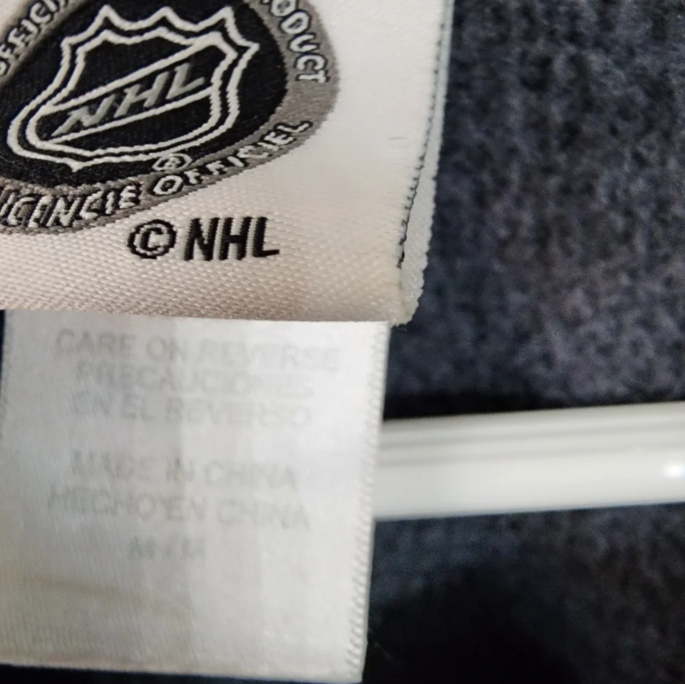 🤴👕 NHL Blackhawks Zip-Up Jacket in size Men's Medium